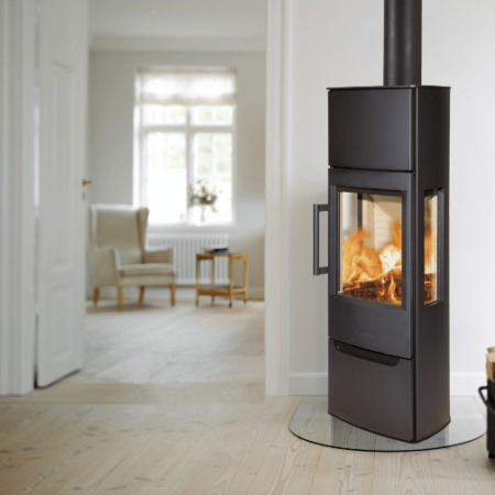 poele bois miro 5 dans salon