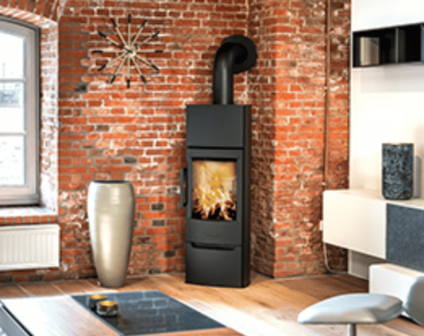 poele miro 6 noir dans salon