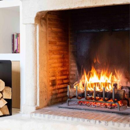 porte buche Sibaro pbe443 dans un foyer ouvert