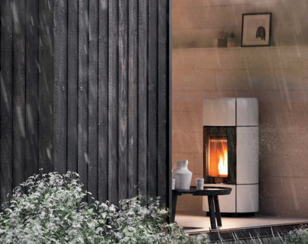 poele curve dans maison