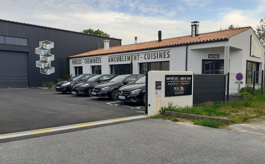 showroom edenport
