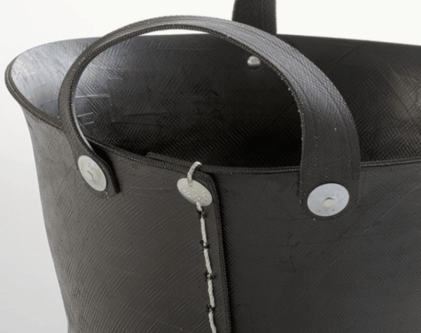 zoom sur le petit cabas